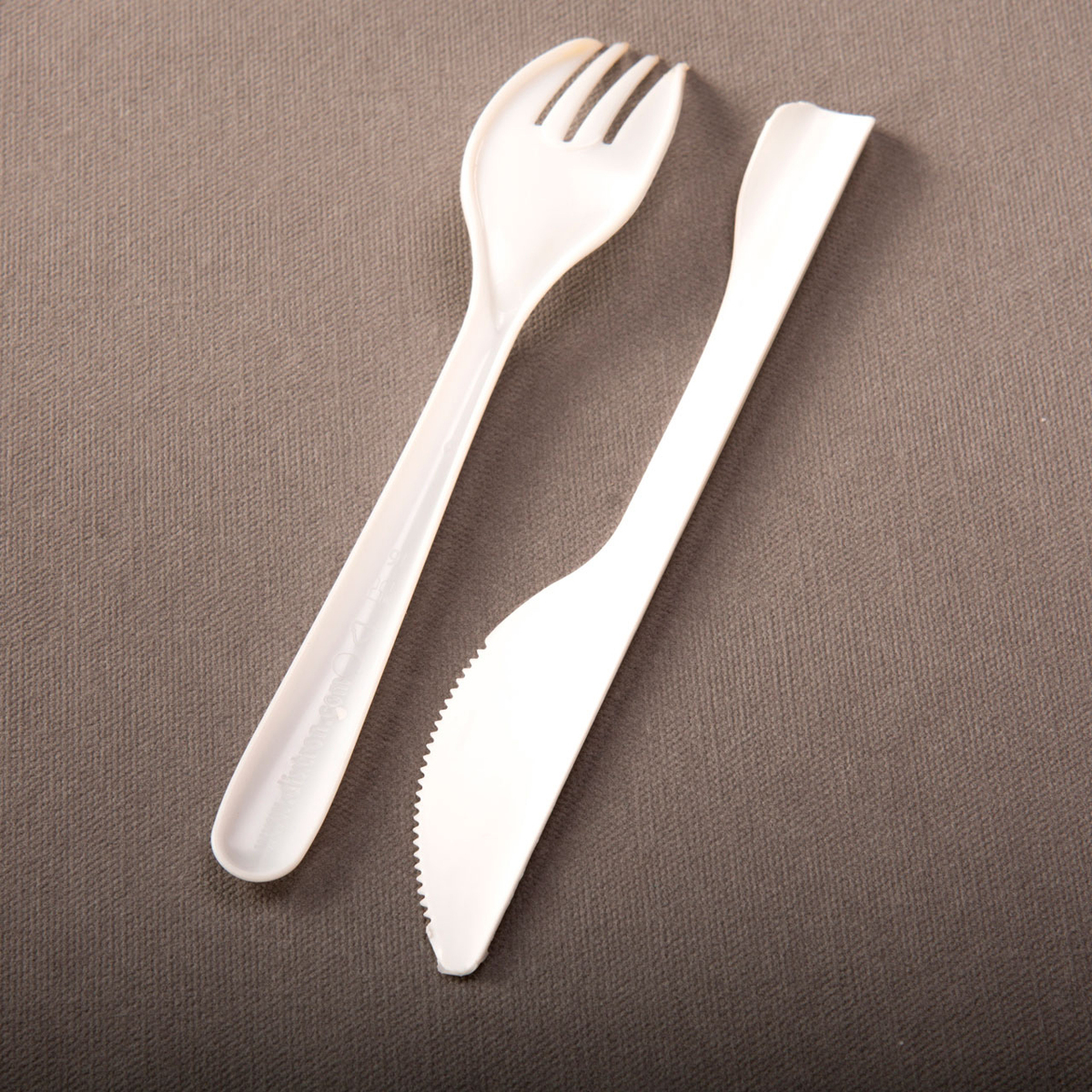 356PS18_Cuchillo_blancoDX1